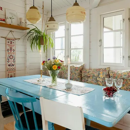 Charming Summer House With Wilderness Near Fur