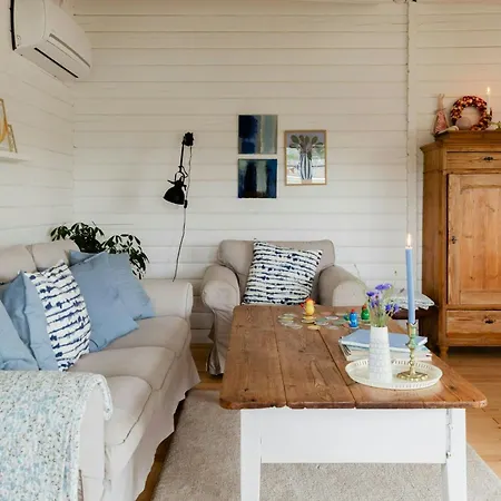 Charming Summer House With Wilderness Near Fur Roslev