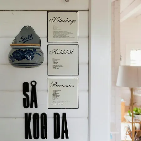 Charming Summer House With Wilderness Near Fur Roslev
