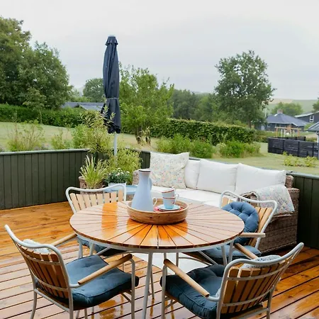 Charming Summer House With Wilderness Near Fur Ferienhaus